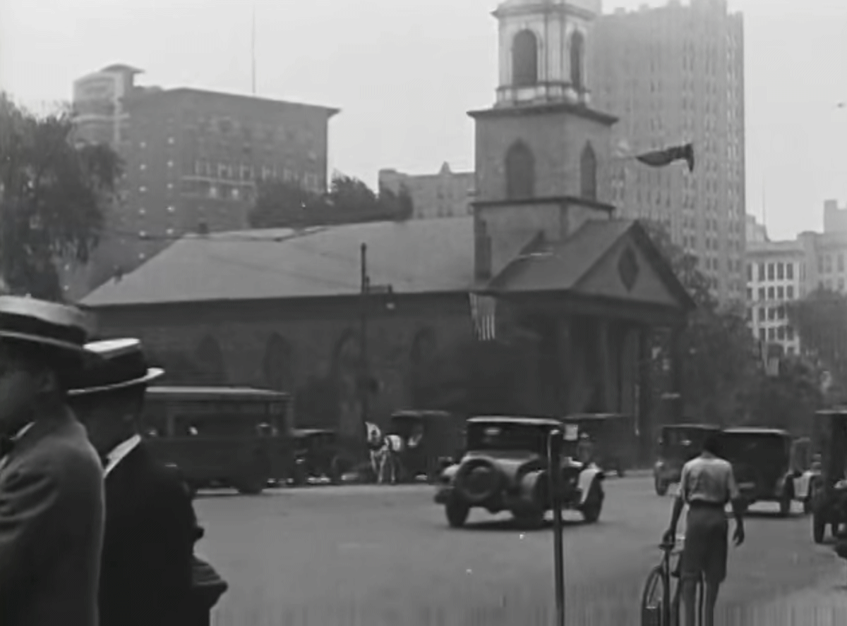 1926
Photo from "Sightseeing in Newark, N. J. by John H. Dunnachie: 1926"
